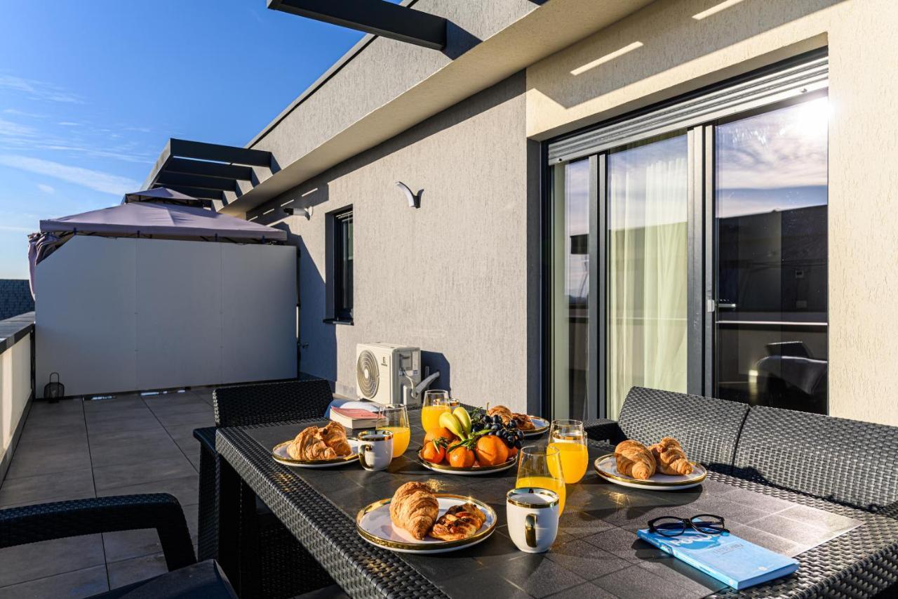Koa - Moon Penthouse Διαμέρισμα Μπρασόβ Εξωτερικό φωτογραφία